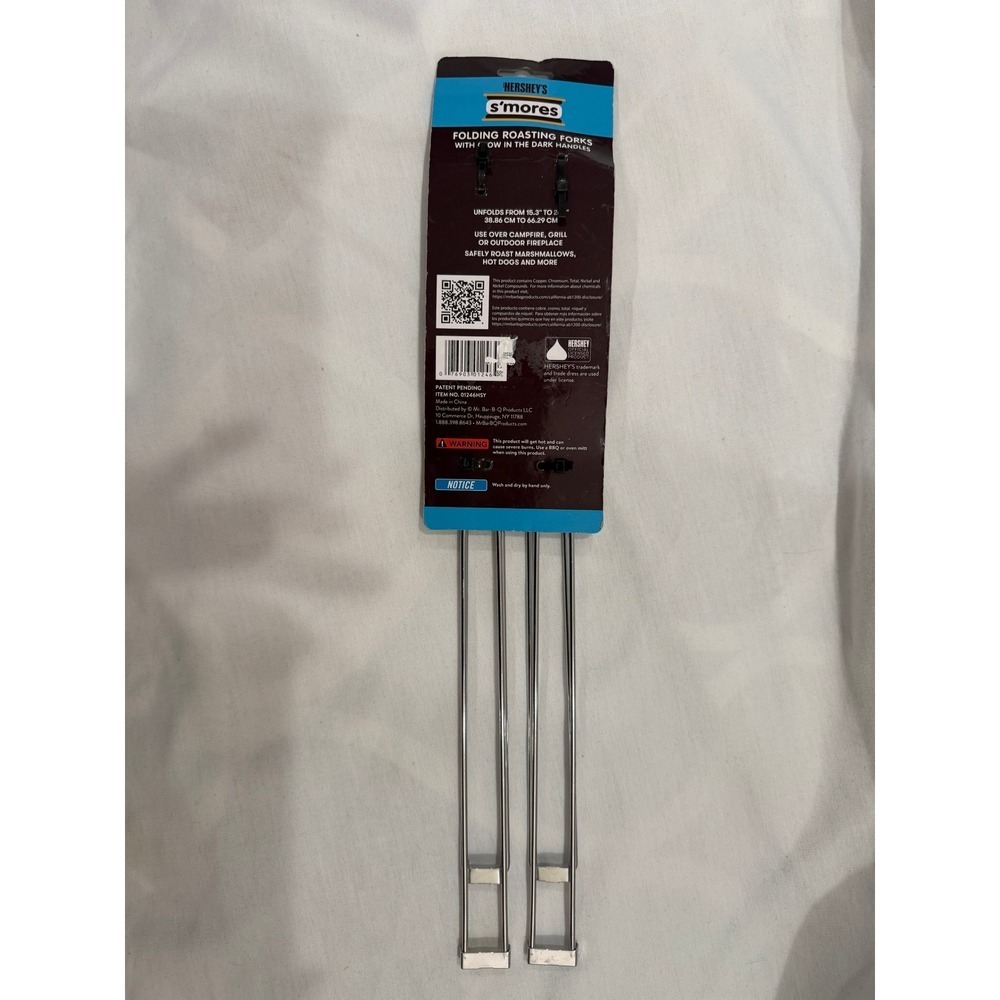 Hershey's S'mores Folding Roasting Forks 2 Pack Glow in the Dark Handles - Picture 3 of 4
